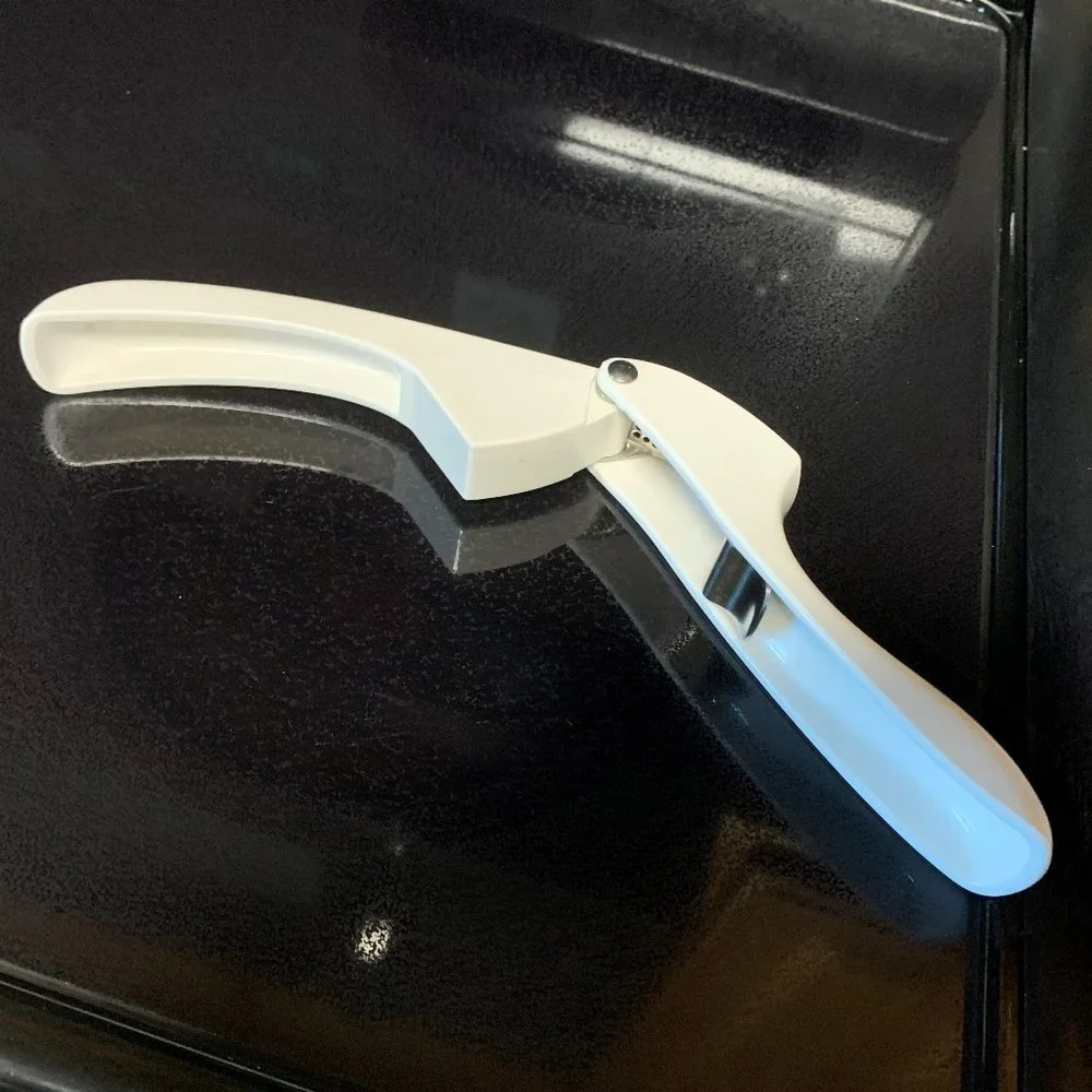 Garlic Press Deluxe easy clean